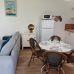 Hébergement de vacances L'epicerie Maison Années 30